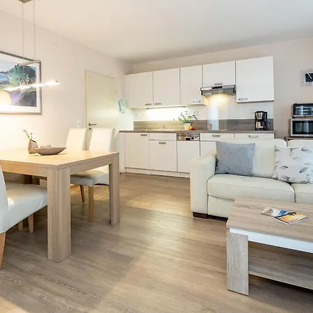 Strand-park Strand-park 114 *